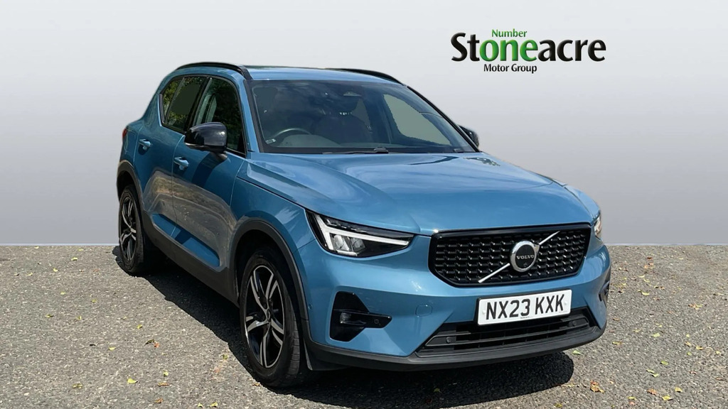 Volvo XC40 2.0 B3p Plus Dark