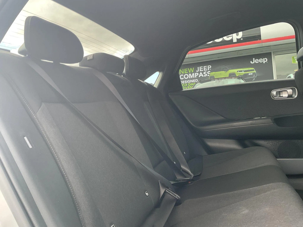 Hyundai Ioniq 6 Ultimate White #11