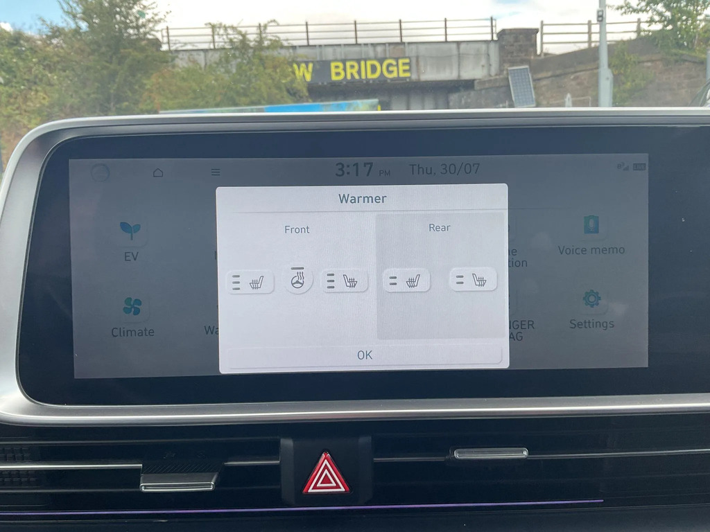 Hyundai Ioniq 6 Ultimate White #35