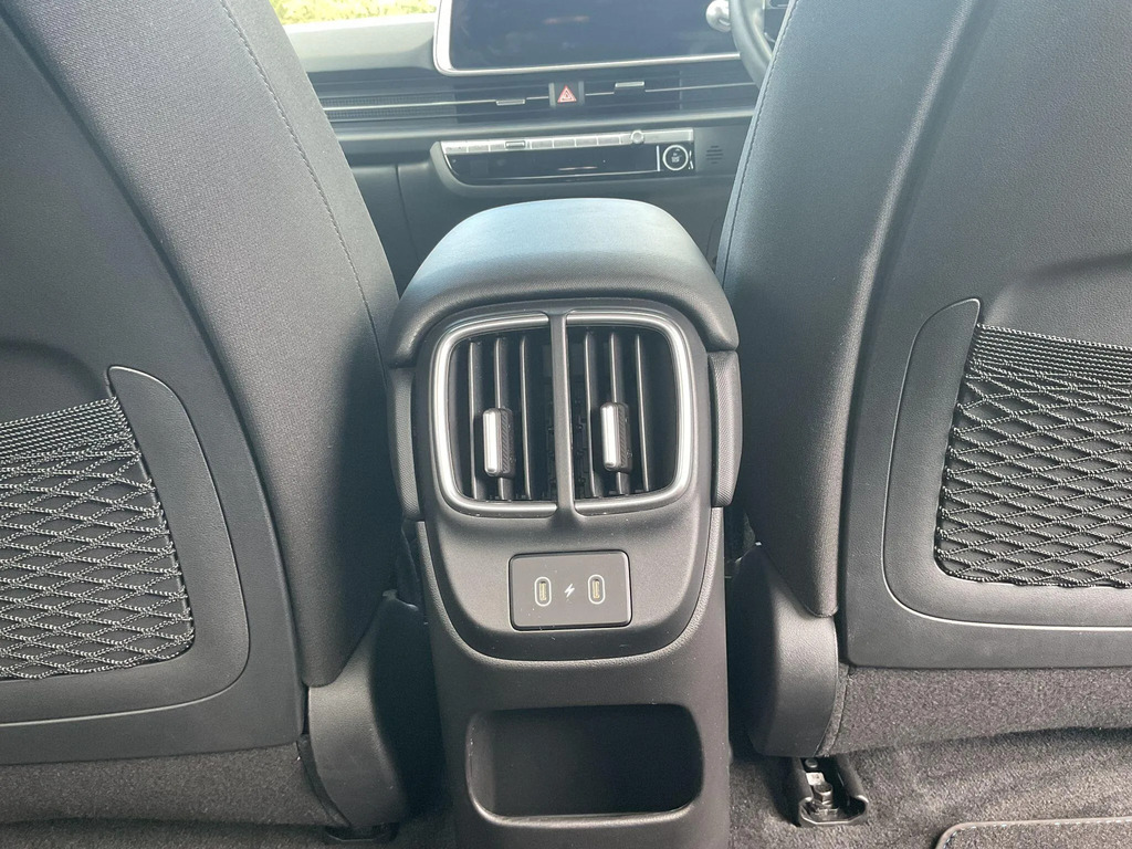 Hyundai Ioniq 6 Ultimate White #12