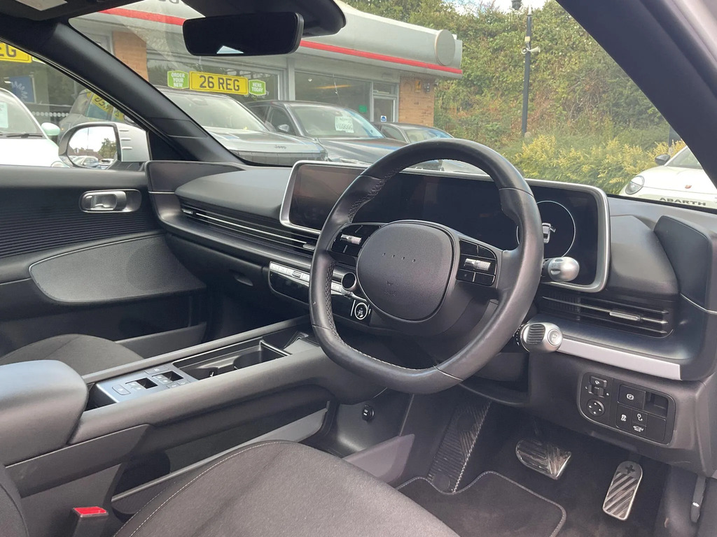 Hyundai Ioniq 6 Ultimate White #22