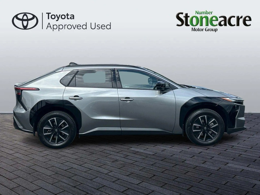 Toyota bZ4X 73.1Kwh Design #2