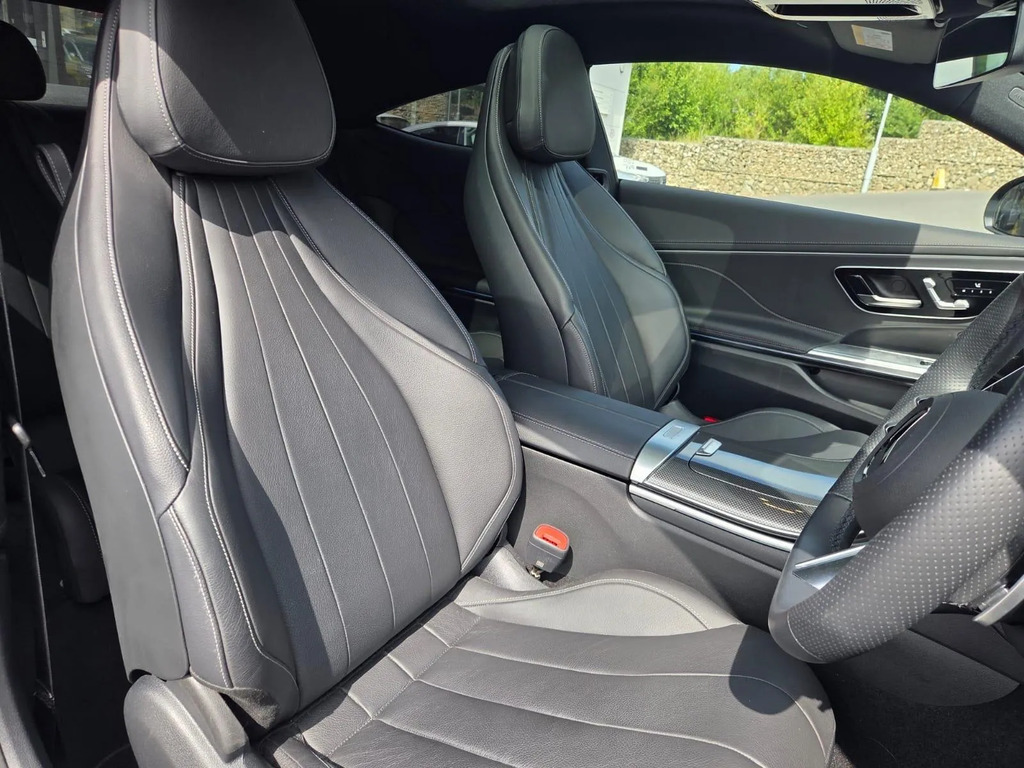 Mercedes-Benz CLE Class Cle 300 4Matic Red #12