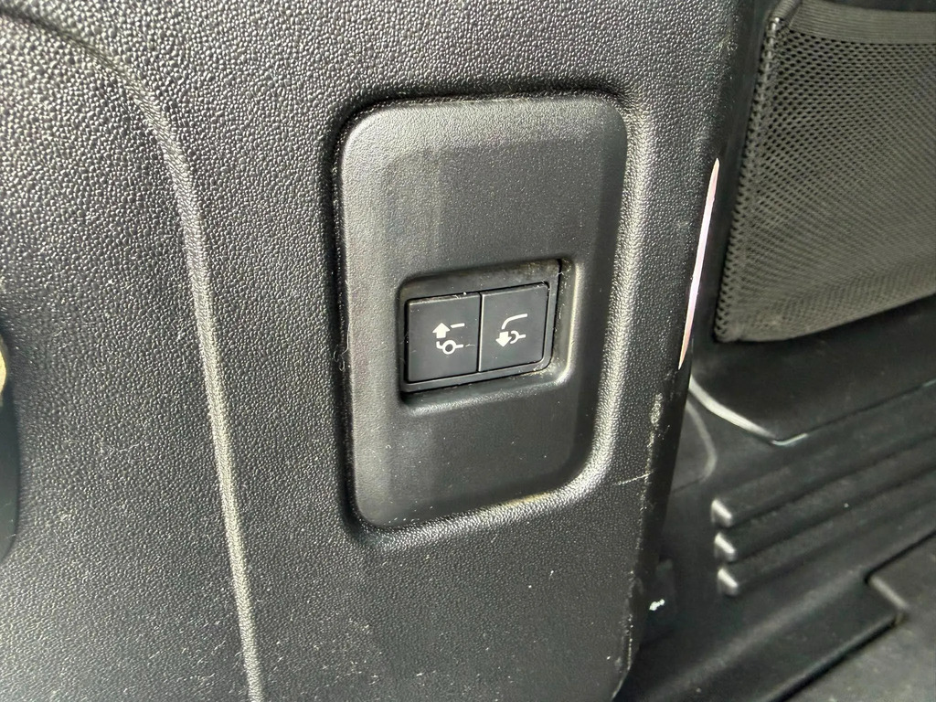 Land Rover Defender 110 D240 Se Blue #33