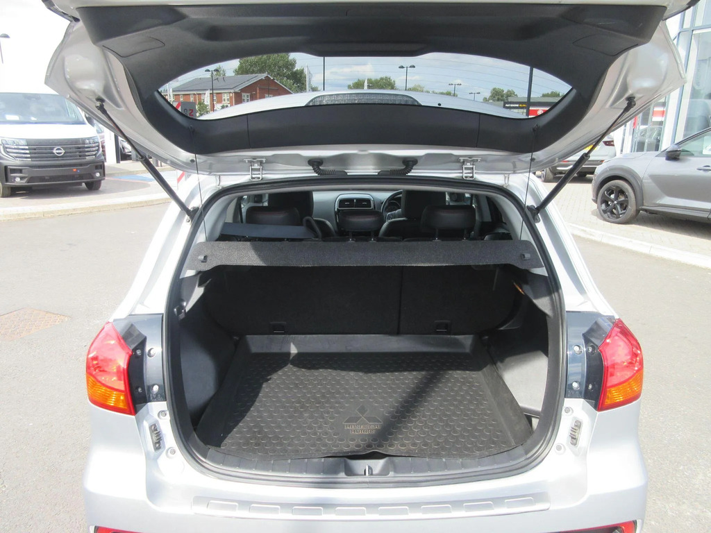Mitsubishi ASX 2.0 Mivec Dynamic Suv Euro 6 S White #40