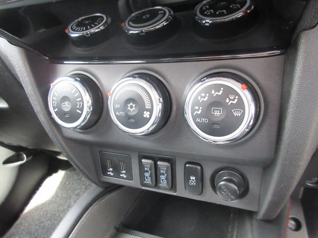 Mitsubishi ASX 2.0 Mivec Dynamic Suv Euro 6 S White #20