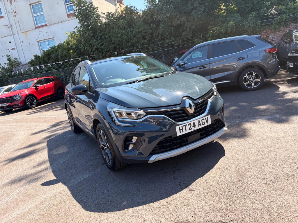 Renault Captur Techno Tce 90 My22