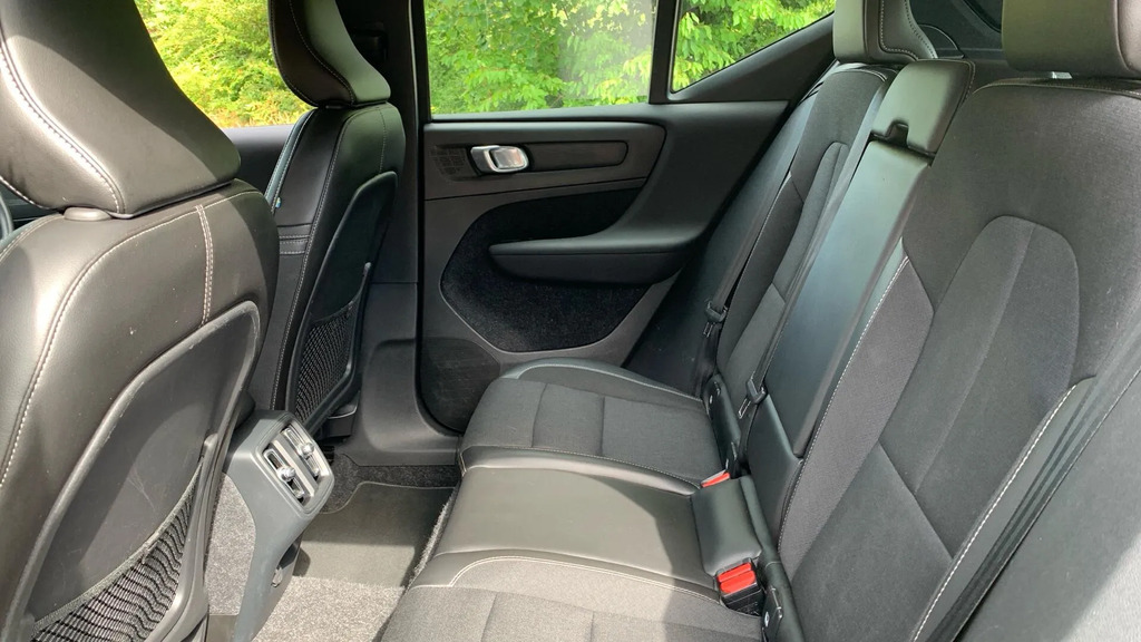 Volvo XC40 D3 Inscription Winter Pack, Park Camera, Nav,ambe Black #32
