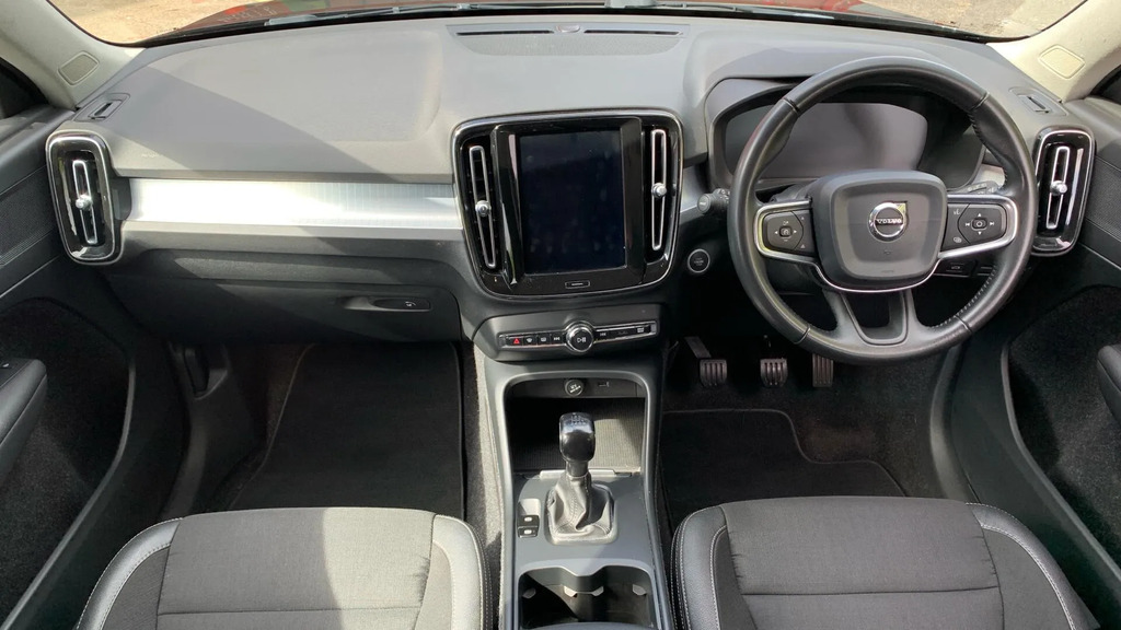 Volvo XC40 1.5 T3 163 Momentum #5