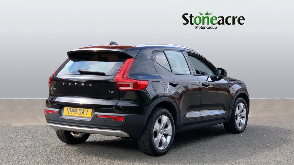 Volvo XC40 1.5 T3 163 Momentum #2