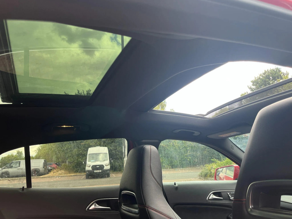 Mercedes-Benz GLA Class Gla 180 Amg Line Edition #27