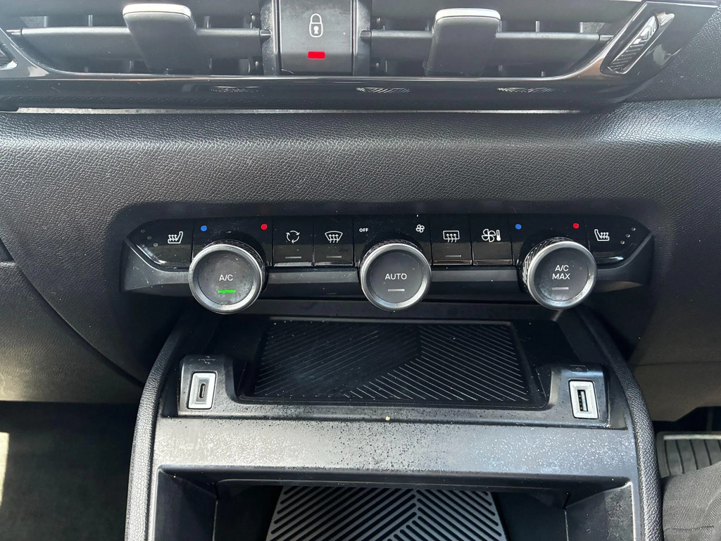 Citroen C4 1.2 Puretech Mhev Max Hatchback Hybrid #18