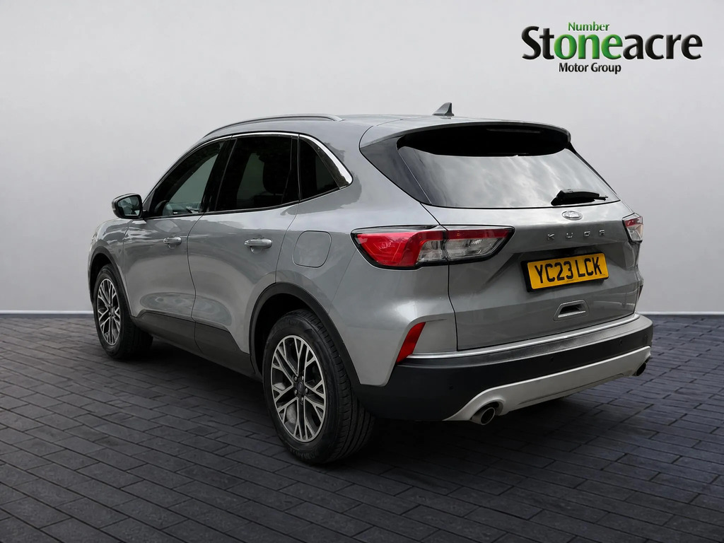 Ford Kuga 1.5 Ecoboost 150 Titanium Edition #4