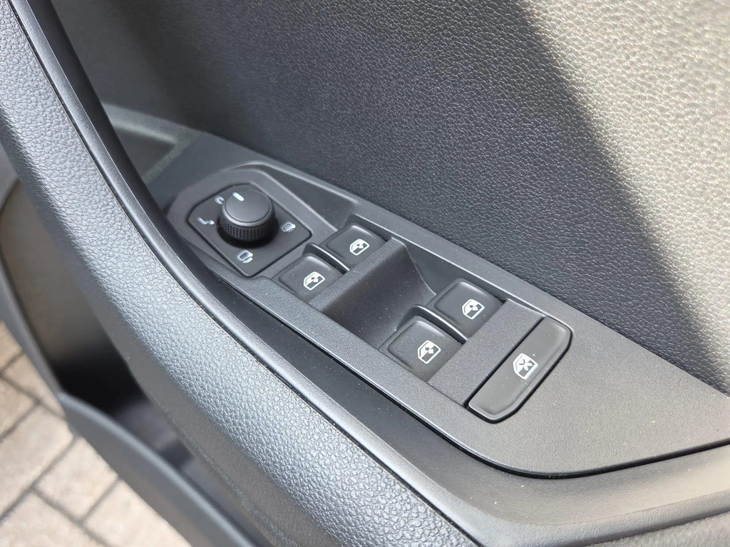 Skoda Karoq 1.5 Tsi Se Technology Blue #18