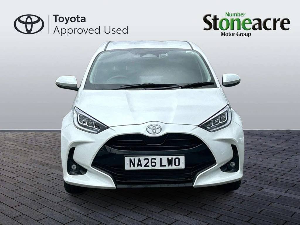 Toyota Yaris Icon Green #8