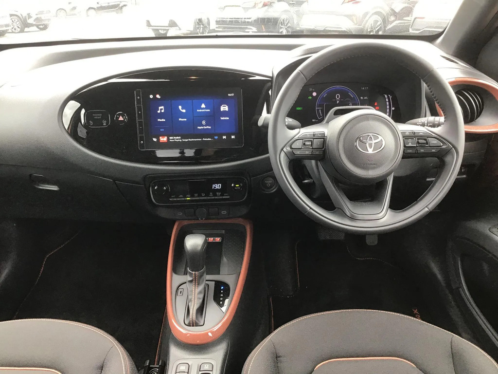 Toyota Aygo X 1.5H 49Kwh Design Cvt Euro 6 Ss #6
