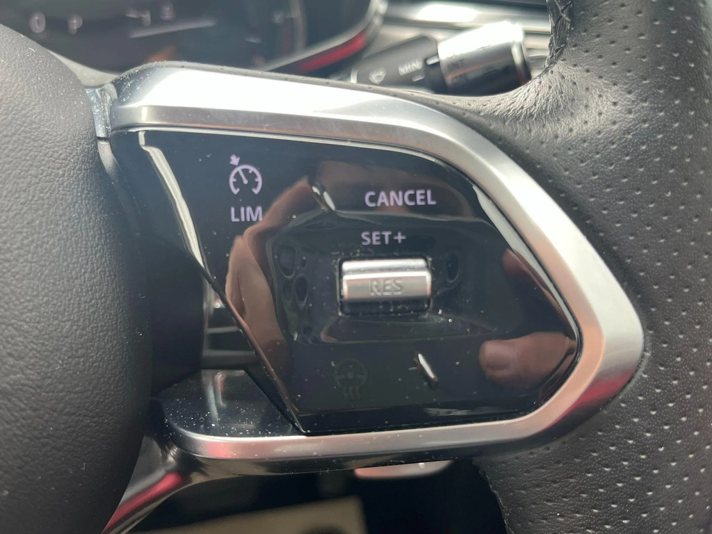 Jaguar F-Pace 2.0 P400e 17.1Kwh R Dynamic Hse Suv Plu Black #18