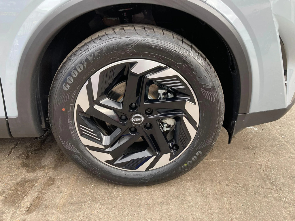 Nissan Qashqai 1.5 E-power 205 Tekna Grey #19