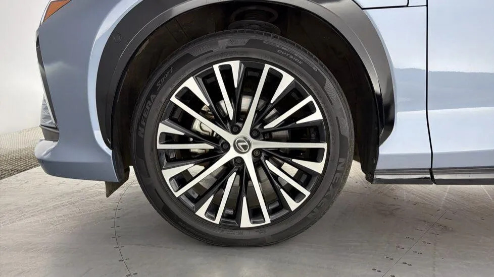 Lexus RZ 450E 71.4Kwh Takumi Direct4 Black #16