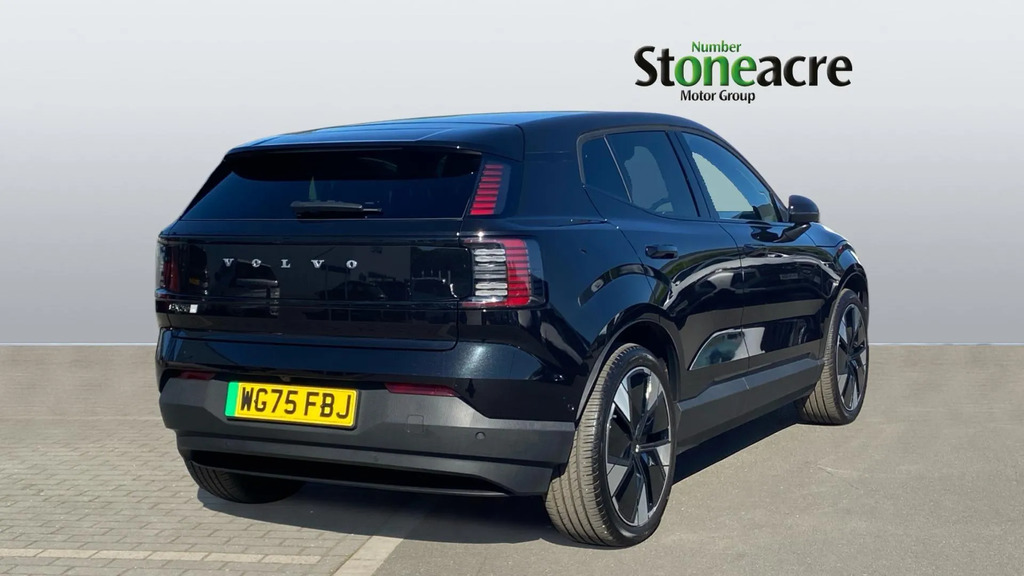 Volvo EX30 Single Motor Extended Range 69Kwh Ultra #2