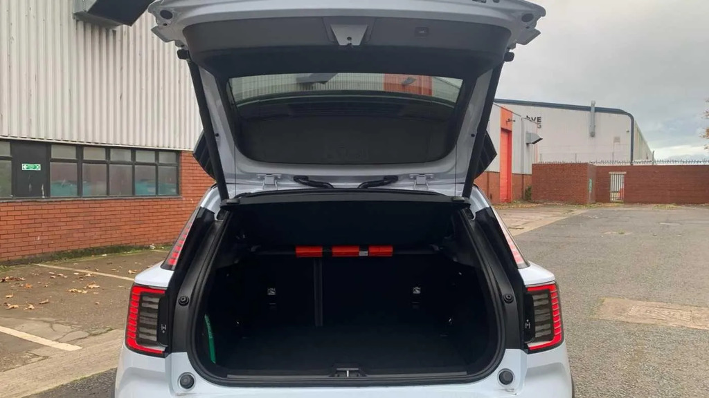 Volvo EX30 Ex30 200Kw Sm Extended Range Ultra 69Kwh Black #26