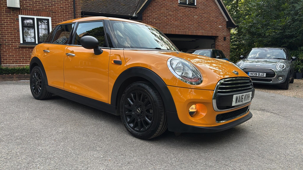 Mini Hatch 1.2 One Euro 6 Ss