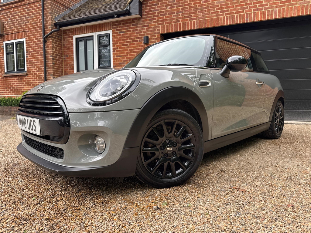 Mini Hatch 1.5 Cooper Euro 6 Ss 