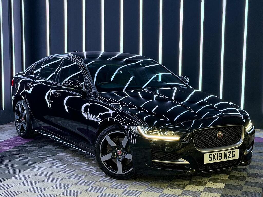 Jaguar XE 2.0I Gpf R-sport Euro 6 Ss Black #2