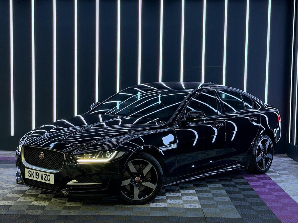 Jaguar XE 2.0I Gpf R-sport Euro 6 Ss Black #4