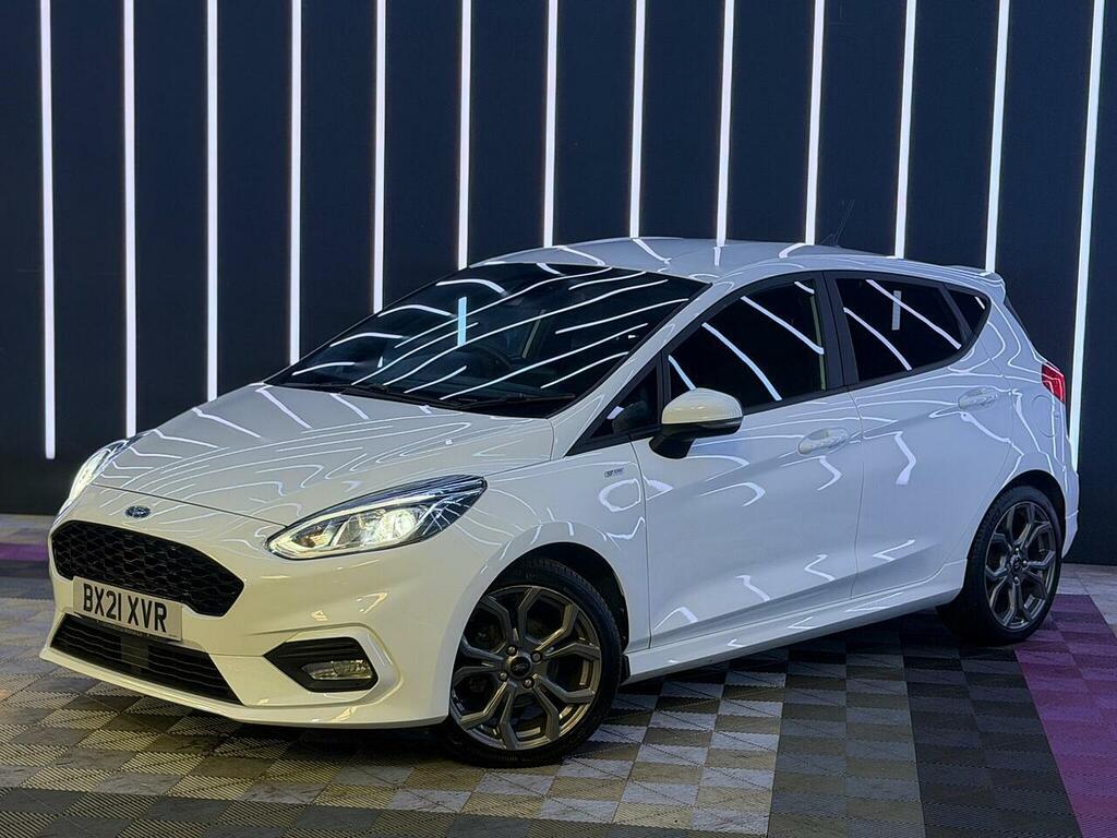 Ford Fiesta Trend Red #4