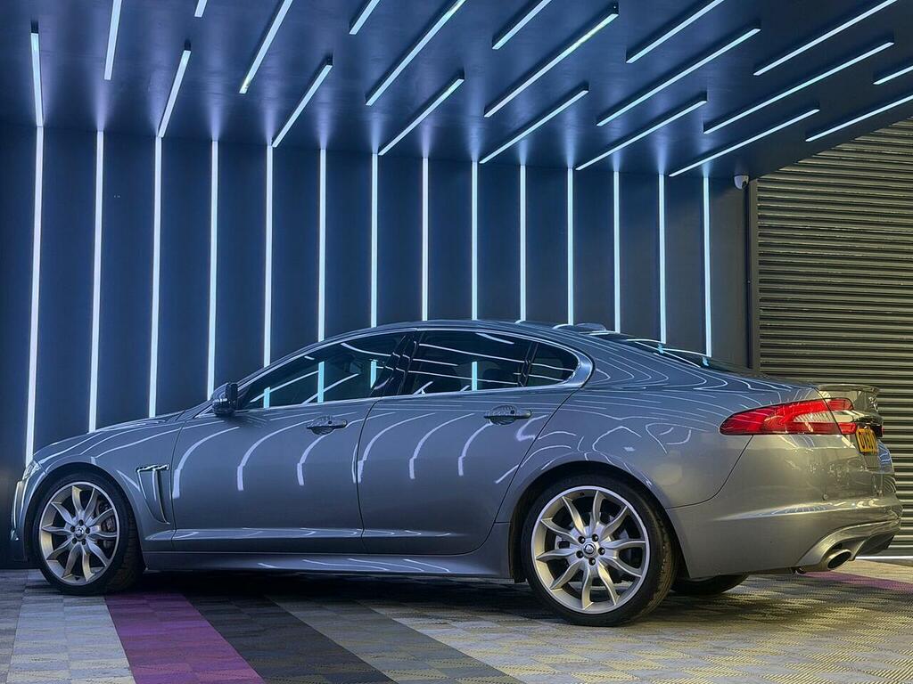 Jaguar XF Luxury Red #15
