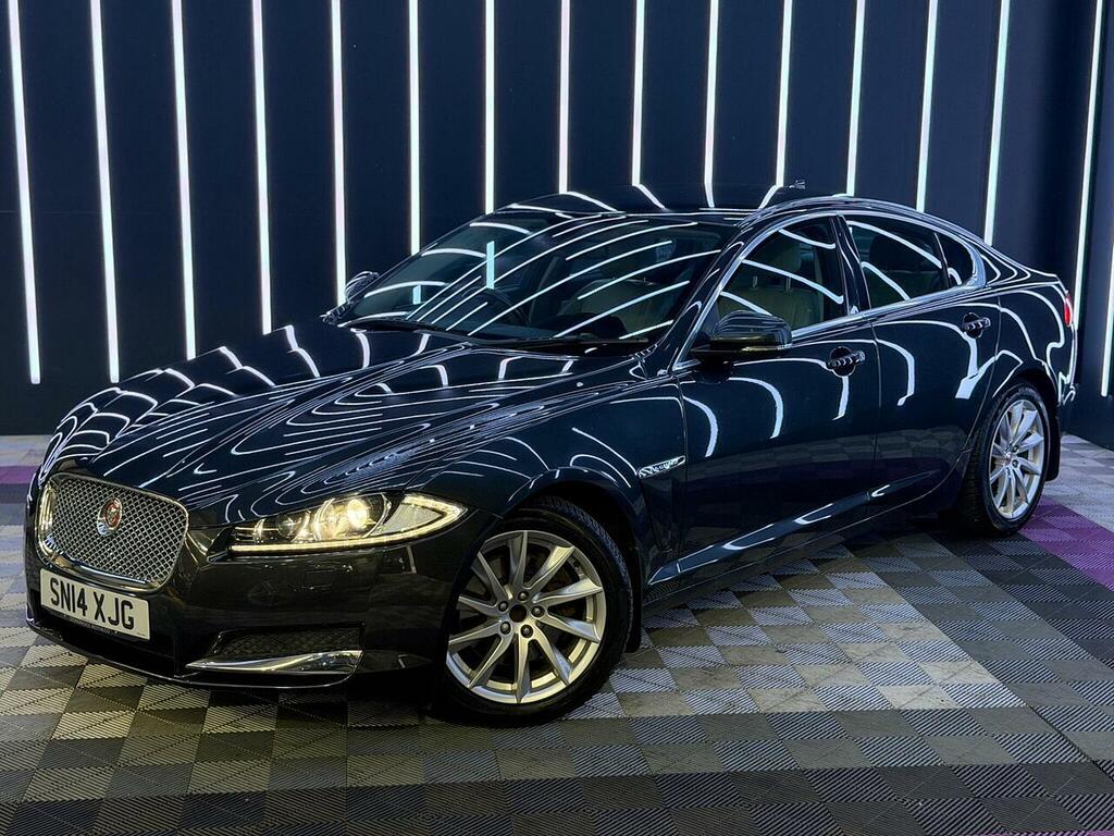 Jaguar XF Saloon 2.2 Green #7
