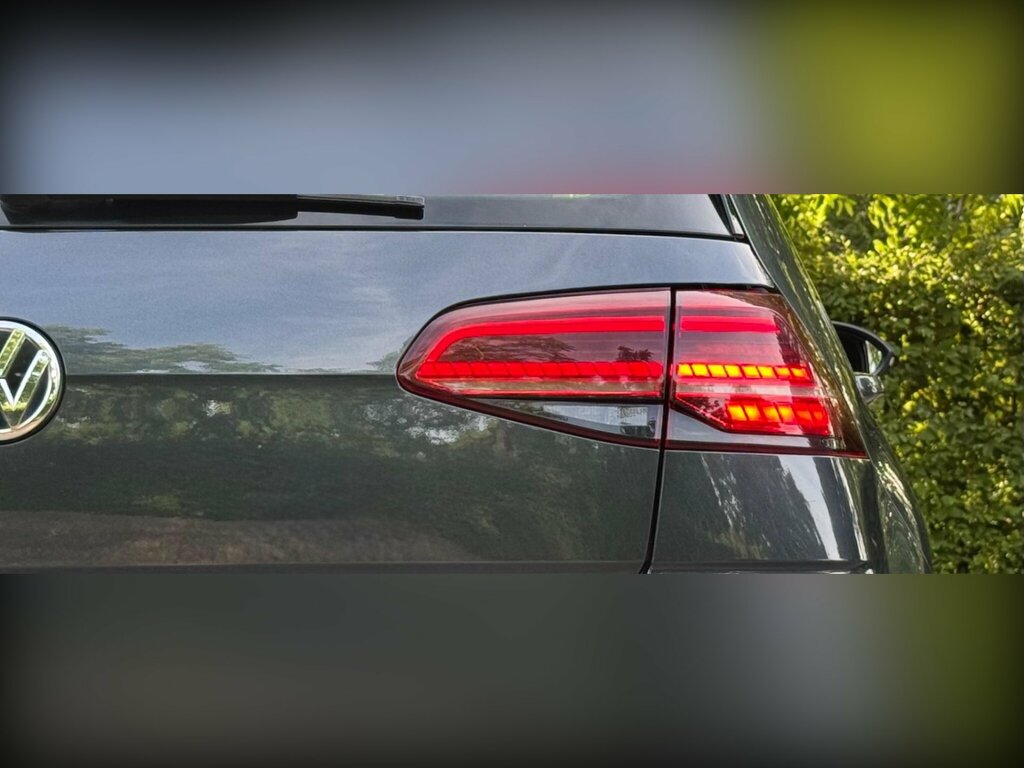 Volkswagen e-Golf 99Kw E-golf 35Kwh Black #29