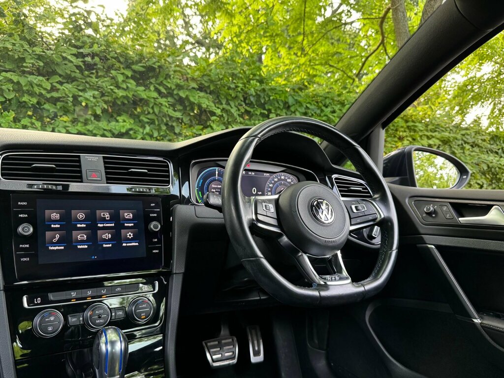 Volkswagen e-Golf 99Kw E-golf 35Kwh Black #62