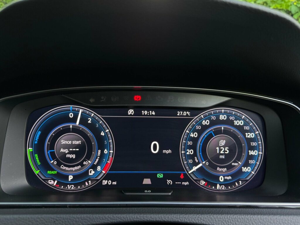 Volkswagen e-Golf 99Kw E-golf 35Kwh Black #33
