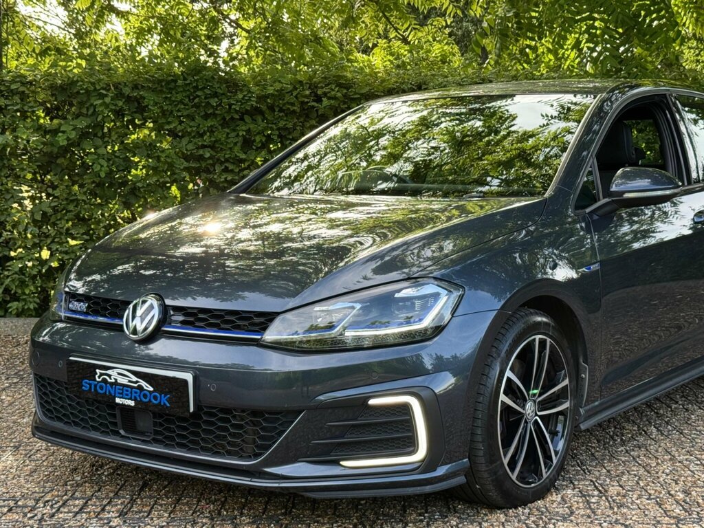 Volkswagen e-Golf 99Kw E-golf 35Kwh Black #16