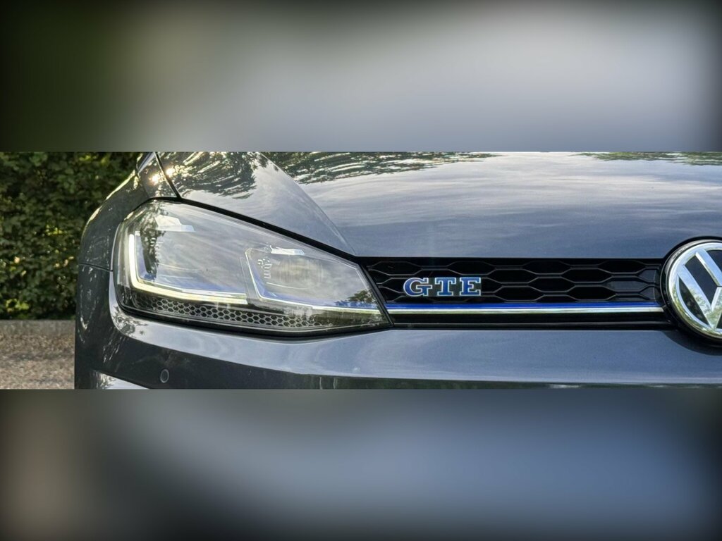 Volkswagen e-Golf 99Kw E-golf 35Kwh Black #14