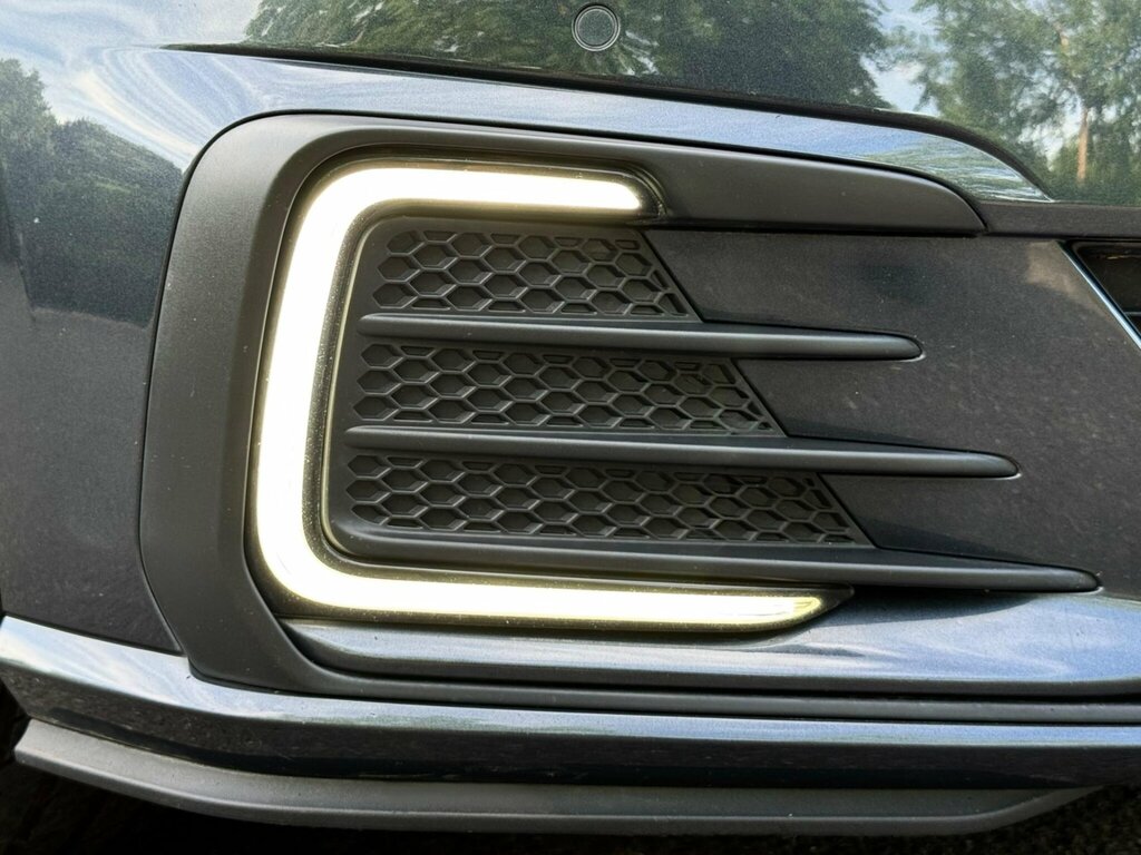Volkswagen e-Golf 99Kw E-golf 35Kwh Black #9