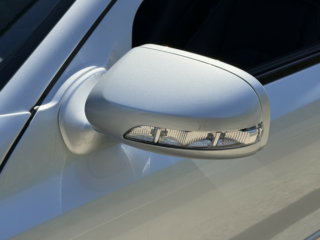 Mercedes-Benz E Class E Class Blue #31