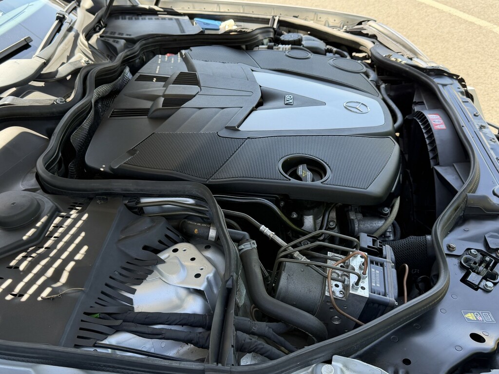 Mercedes-Benz E Class E Class Blue #10
