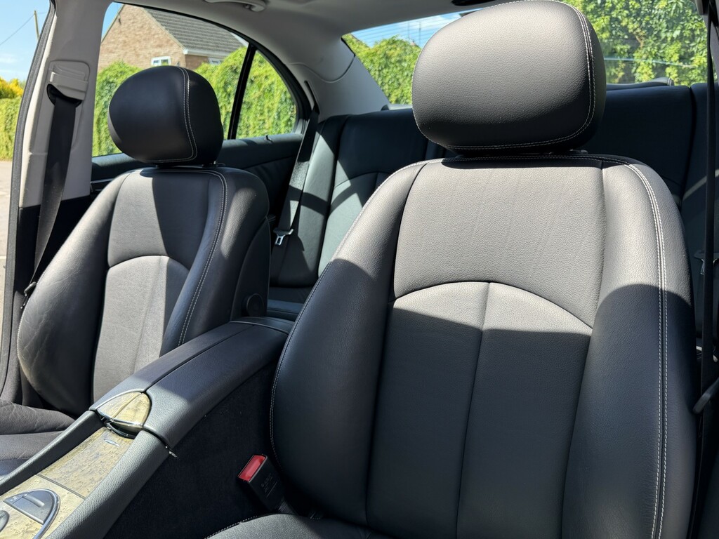 Mercedes-Benz E Class E Class Blue #18