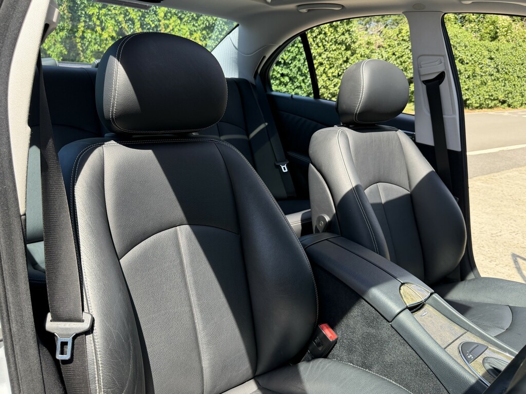 Mercedes-Benz E Class E Class Blue #17