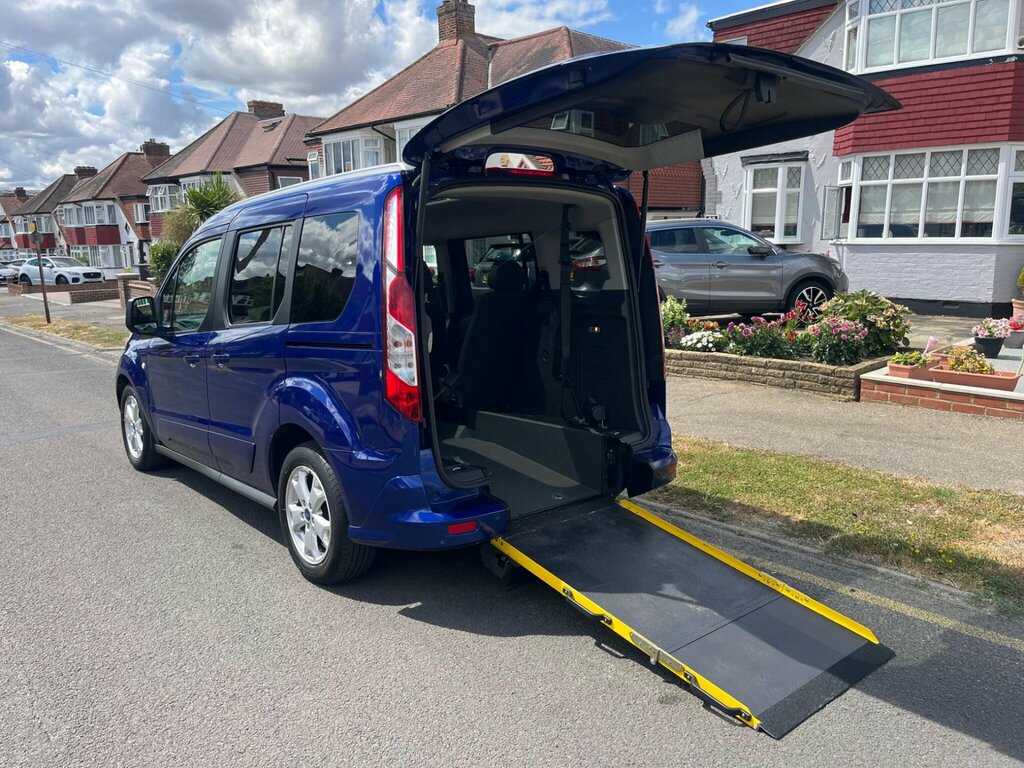 Ford Tourneo Connect 1.5 Tdci Titanium Euro 6 Blue #2