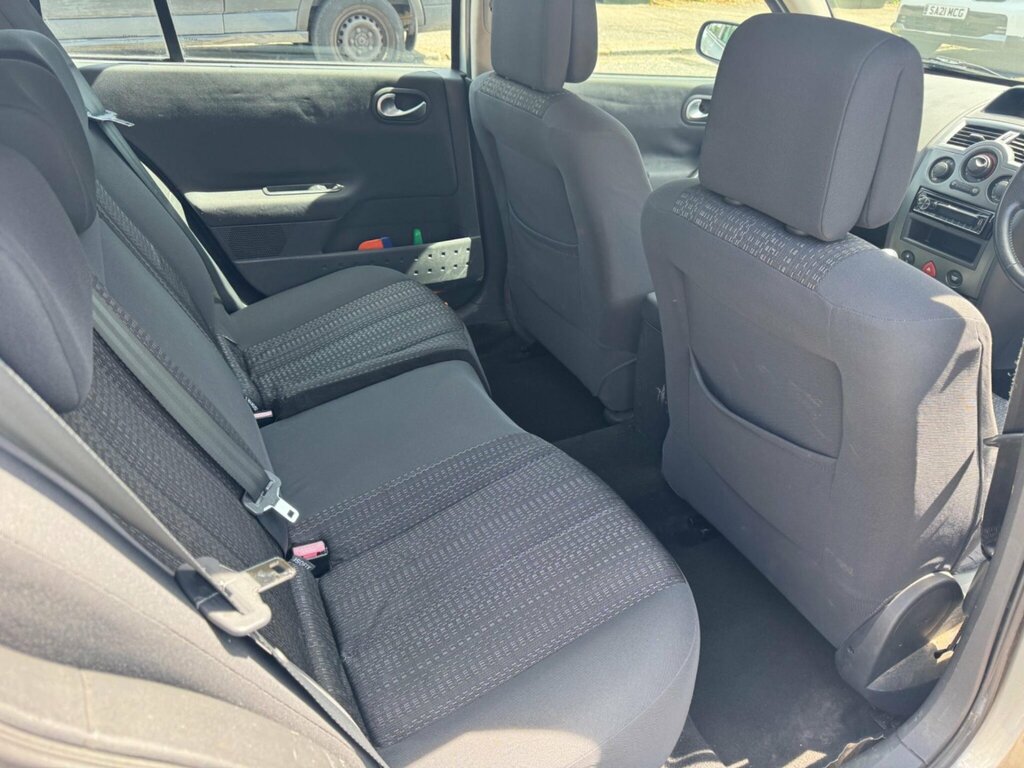 Renault Megane 1.6 Vvt Expression Proactive Blue #11