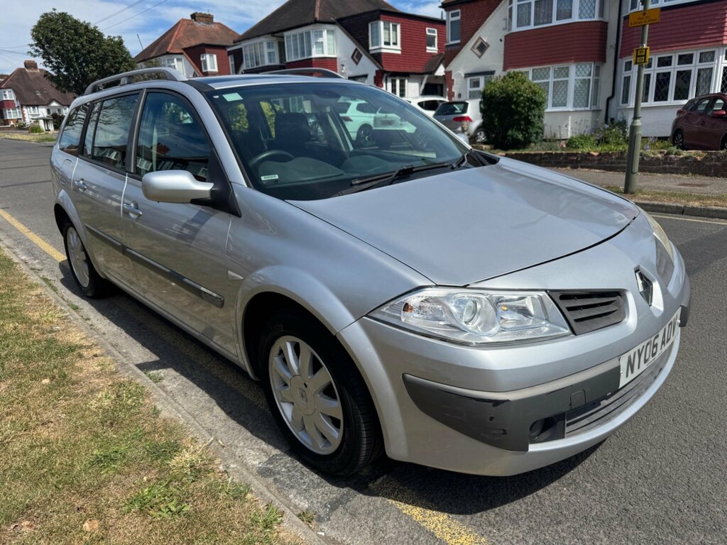 Renault Megane 1.6 Vvt Dynamique Silver #3