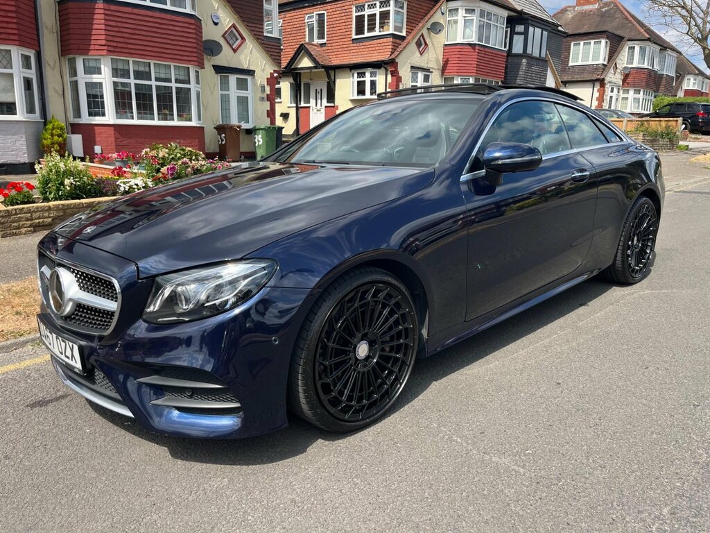 Mercedes-Benz E Class 2.0 E300 Amg Line Premium Plus G-tronic Euro 6 Blue