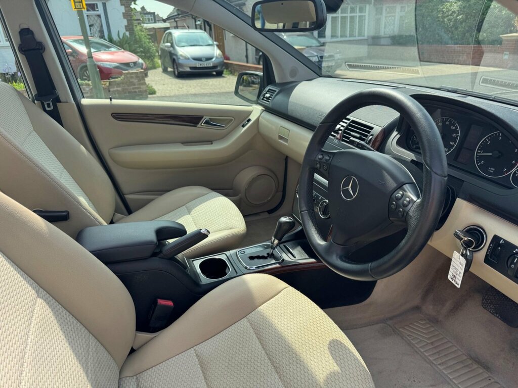 Mercedes-Benz A Class A160 Classic Se Blue #10