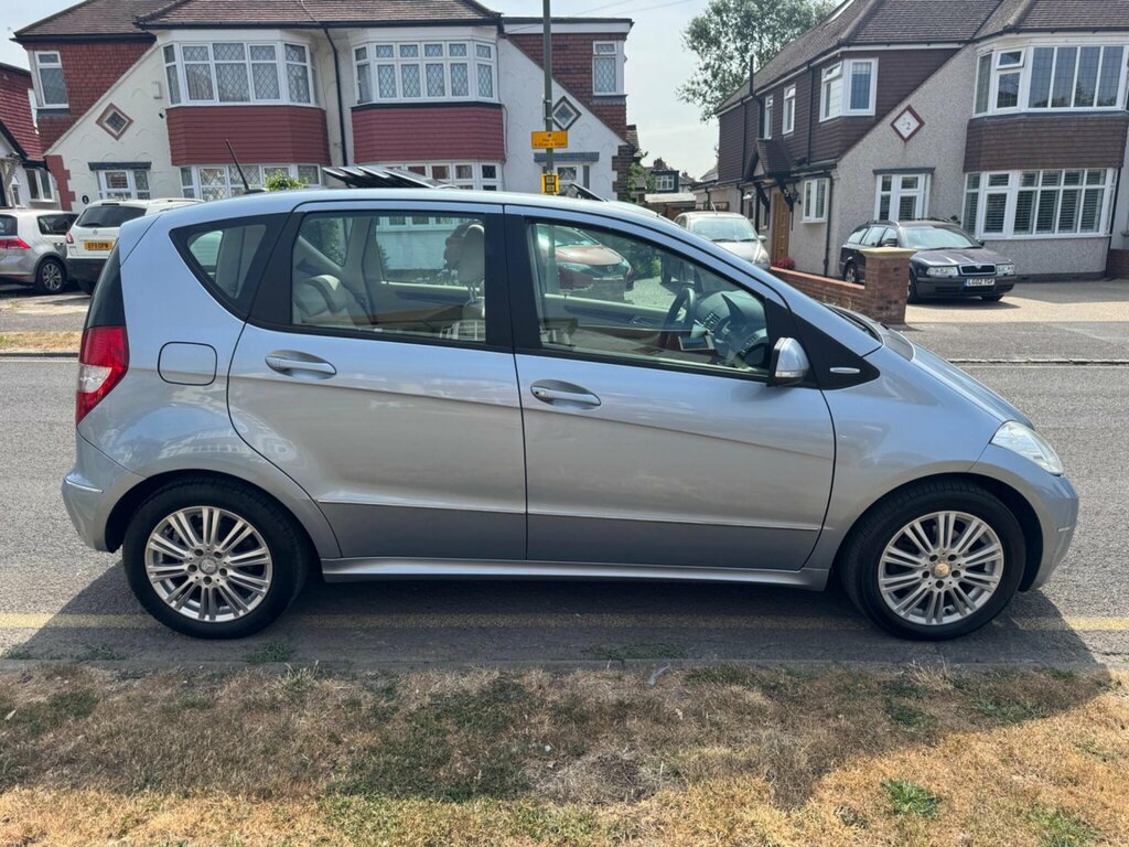 Mercedes-Benz A Class A160 Classic Se Blue #8