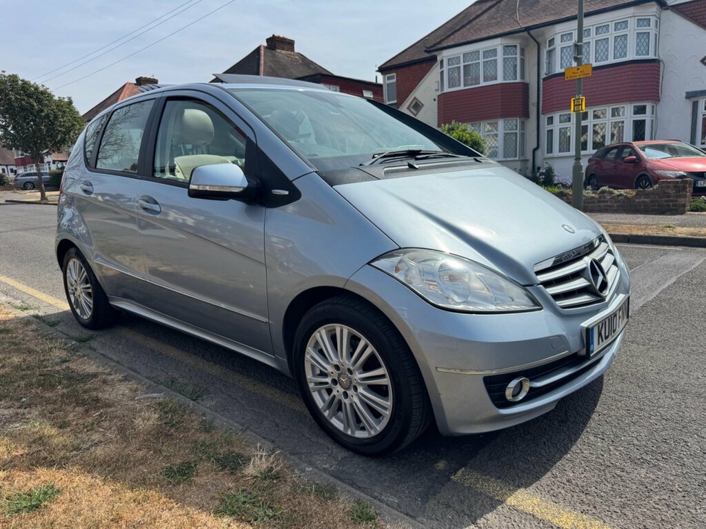 Mercedes-Benz A Class A160 Classic Se Blue #21