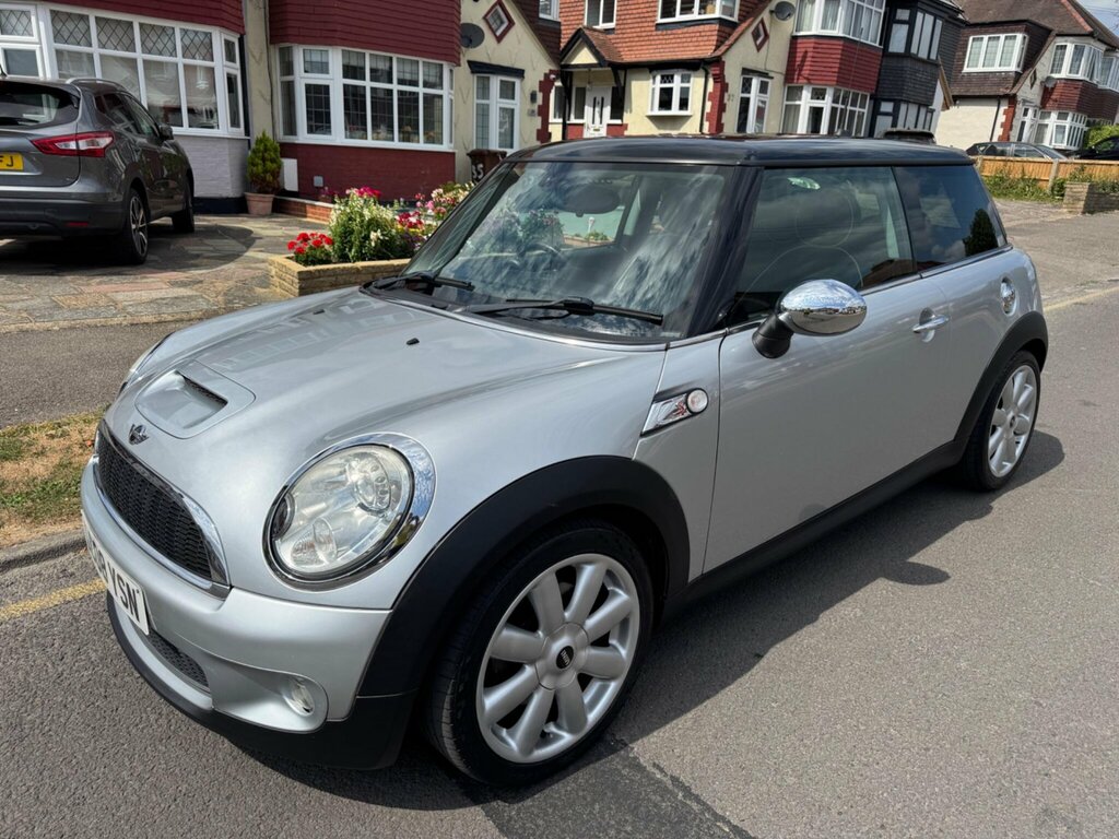 Mini Hatch 1.6 Cooper S Steptronic Euro 4 Silver